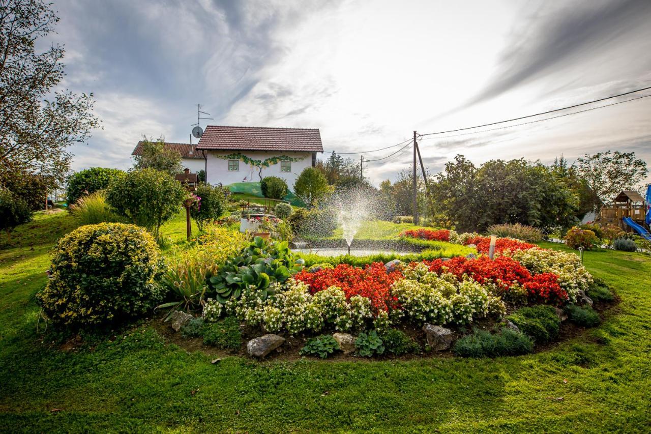 Villa Kuca Za Odmor Martin Sveti Martin Na Muri Esterno foto